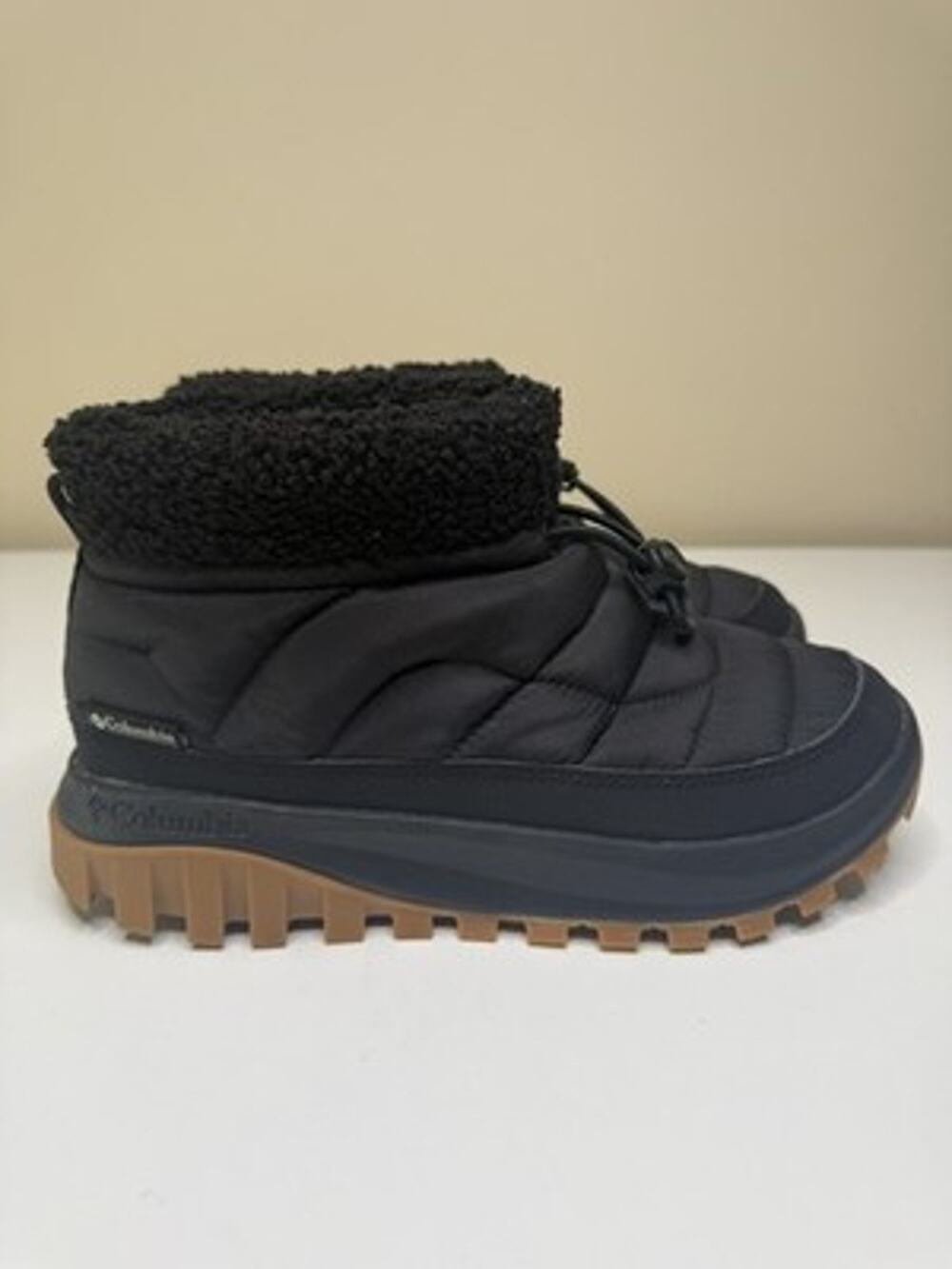 Columbia Snowtrot Shorty Snow Boot Womens 8.5 Black Nylon Puffer Faux Fur Pullon